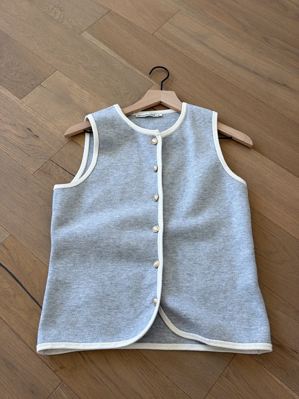 Abercrombie Sweater Button Down Vest